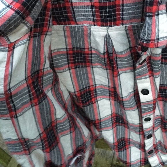 Mind Code Plaid Button Down With Hood - Picture 4 of 13